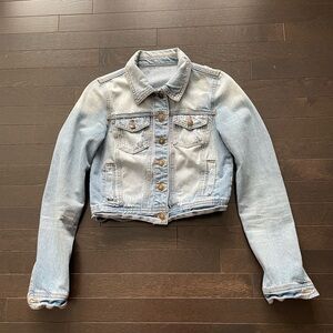 Zara Light Wash Cropped Denim Jacket